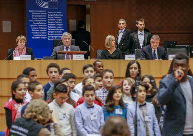 Tajani, Dichiarazione dei diritti umani alla base dell'Ue © EPA