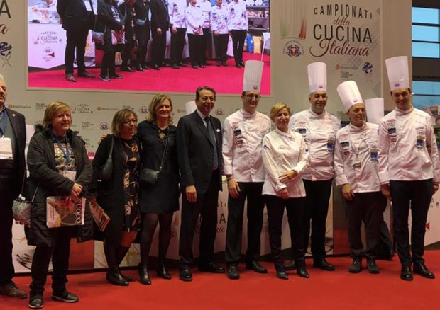 Team degli chef tricolori Metro vince premio cucina Med © ANSA