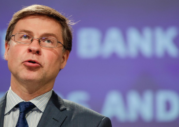 Dombrovskis, stiamo cercando un compromesso sul Recovery Fund © 