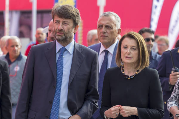 Il ministro Dario Franceschini e la presidente di Ucina Carla Demaria al Salone Nautico di Genova