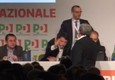 Pd, Emiliano: stretta di mano con Renzi a fine intervento © ANSA