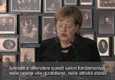 Merkel ad Auschwitz: 'Mi inchino di fronte alle vittime della Shoah' © ANSA