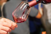 Commissione Ue verso nuove misure per il vino (ANSA)