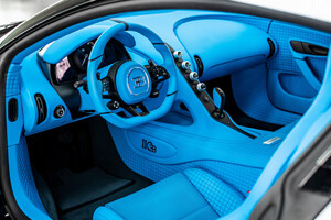 Bianca con interno azzurro, ecco l'ultima Bugatti Centodieci (ANSA)