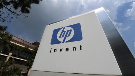 Hewlett-Packard splits, spins personal computers off to new company © EPA