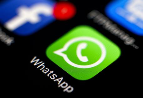 WhatsApp concede un'ora per eliminare i messaggi © ANSA