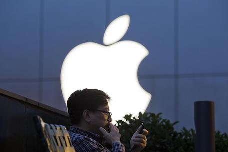 Hong Kong, Apple rimuove controversa app HKmap.live © AP