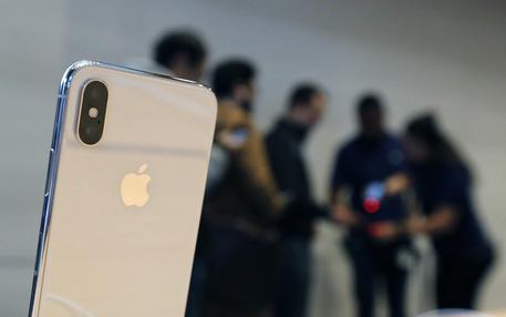 Apple potrebbe cancellare l'iPhone X © AP