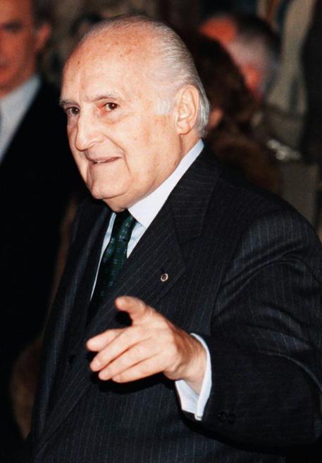 Oscar Luigi Scalfaro in una foto d'archivio © ANSA