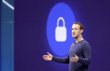 Facebook: Wsj; rischia multa 1,63 mld dlr in Ue per dati © AP