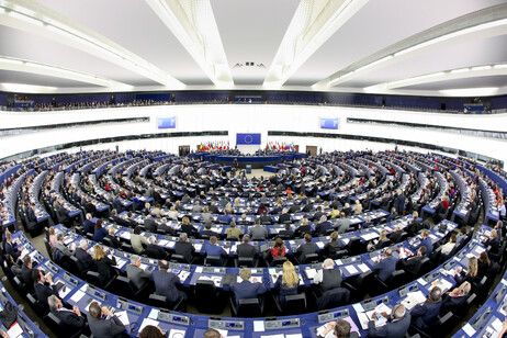 L'aula di Strasburgo del Parlamento europeo - fonte: PE