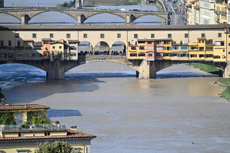 Ponte Vecchio e il livello dell'Arno dopo il maltempo