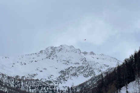 Alpinista precipita e muore nella valle del Gran San Bernardo