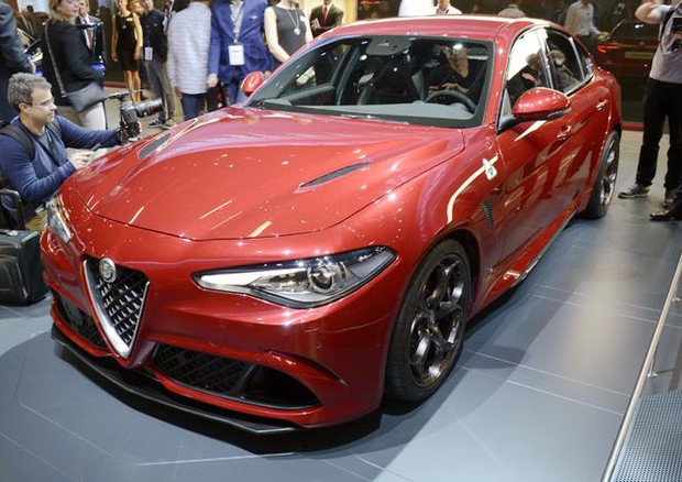 Alfa Romeo Giulia, prima tra 'auto preferite' a Francoforte © Newspress UK