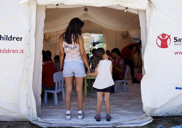 Terremoto Centro Italia: Save the Children, avviato campo ad Amatrice