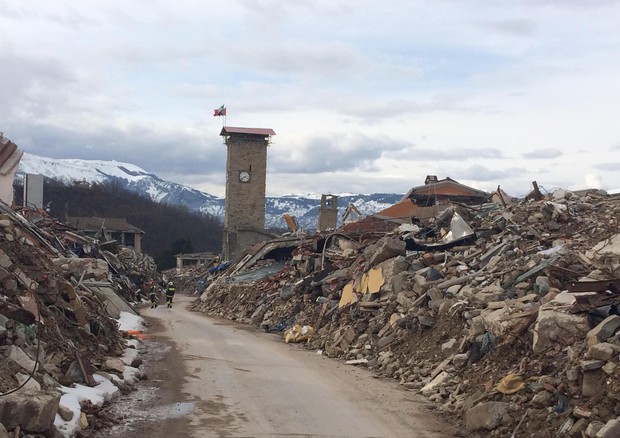 Terremoto: ok Pe ricostruzione con 95% fondi Ue (foto: ANSA )