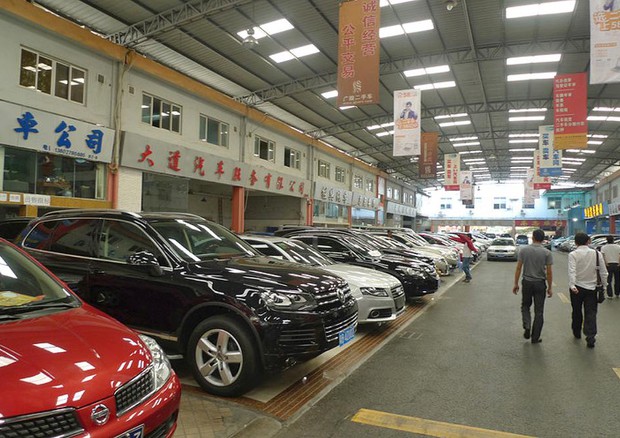 Auto: Cina, import-export cala del 10% in maggio © ANSA