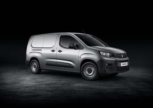 Peugeot al Transpotec con i nuovi Partner e Expert © Ansa