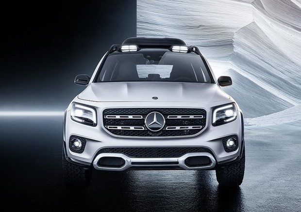 Mercedes aggiunge alla sua gamma suv GLB, vero off-road © Daimler Press