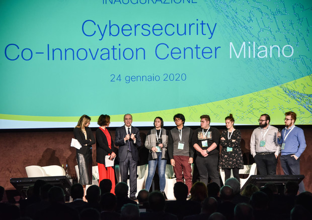 Un Momento dell'inaugurazione del centro di innovazione sulla cybersecurity di Cisco © ANSA