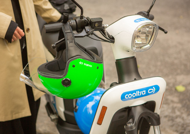Scooter sharing, spinta a mercato globale della mobilità © ANSA