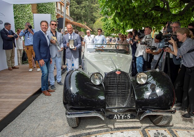 'Best of Show': la Bugatti 57 S vince il Trofeo BMW Group al Concorso d'Eleganza Villa d'Este 2022 © Ansa
