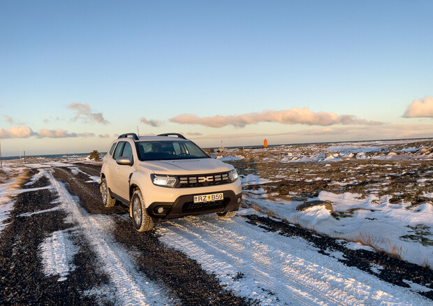 Neve e ghiaccio non hanno segreti per Dacia Duster 4x4 - foto di  Alessandro Mallamaci © Dacia