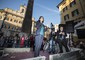 Virginia Raggi alla protesta davanti Montecitorio © Ansa