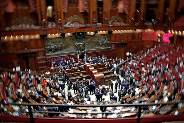 Il Parlamento in seduta comune con i delegati regionali durante il voto del 2015 - RIPRODUZIONE RISERVATA