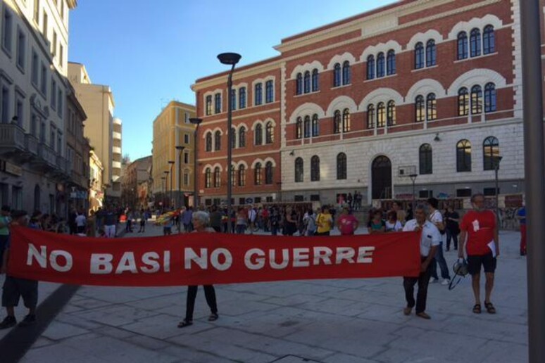 G7 Trasporti: oltre cento anti-vertice in corteo a Cagliari - RIPRODUZIONE RISERVATA