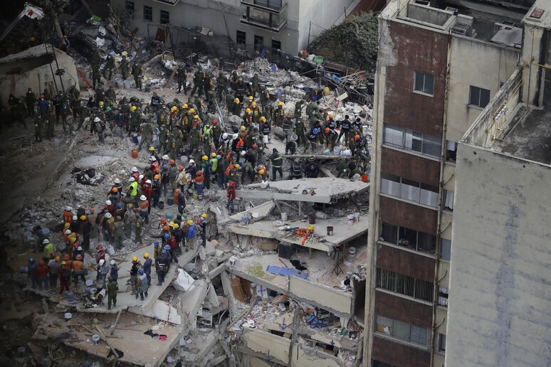 Terremoto in Messico © ANSA/AP