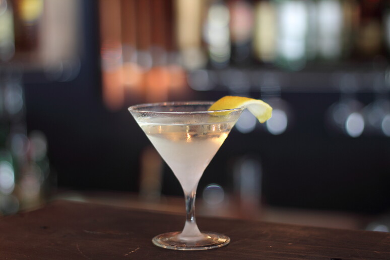 Un Martini cocktail (fonte: Cocktailmarler) - RIPRODUZIONE RISERVATA