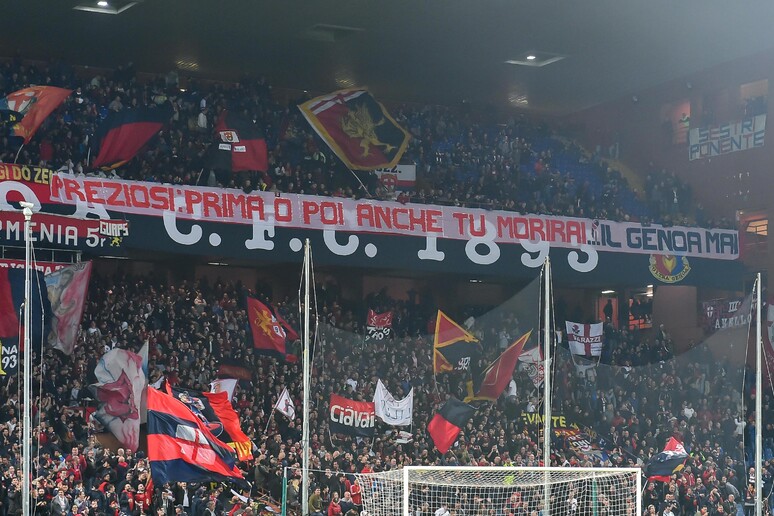 Calcio: Genoa; tifosi curva Nord - RIPRODUZIONE RISERVATA
