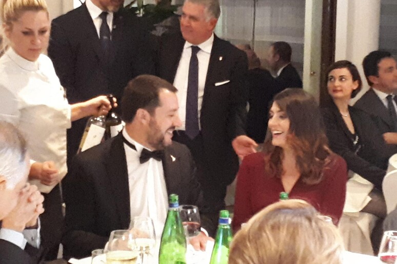 Salvini e Isoardi alla cena di gala di Alis - RIPRODUZIONE RISERVATA