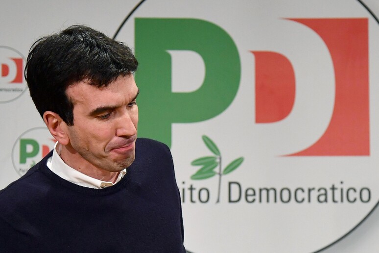 Il segretario reggente del Pd, Maurizio Martina lascia la carica di ministro delle Politiche agricole - RIPRODUZIONE RISERVATA
