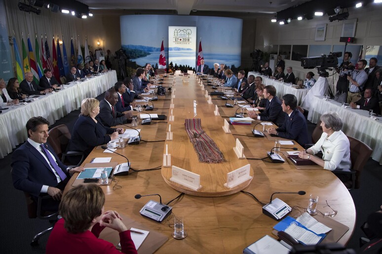 Il tavolo del G7 a Charlevoix in Canada © ANSA/EPA