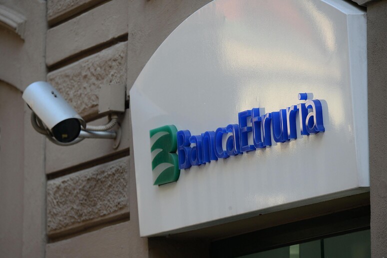 Banca Etruria - RIPRODUZIONE RISERVATA