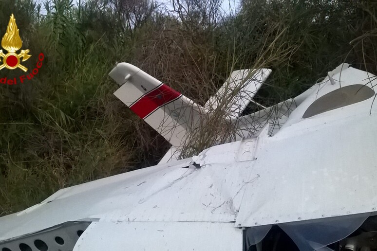 Cade aereo ultraleggero nel catanese, morta pilota - RIPRODUZIONE RISERVATA
