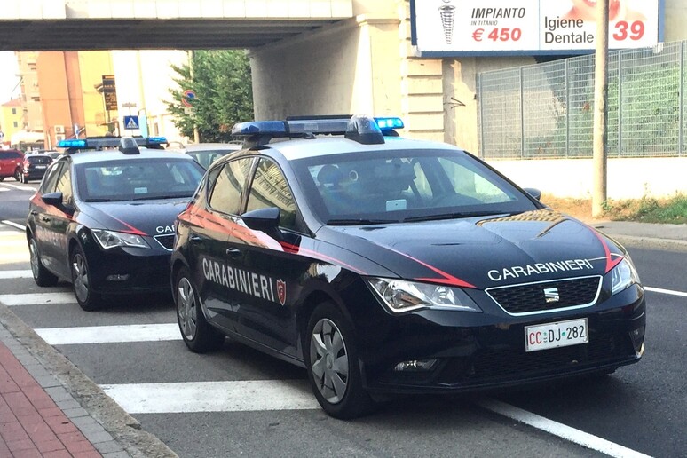 auto carabinieri gazzelle bologna - RIPRODUZIONE RISERVATA