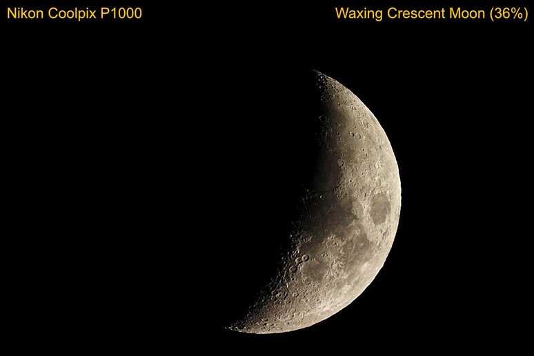 La Luna crescente saluta il 2020 (fonte: Mauro Messerotti, Università di Trieste, INAF) - RIPRODUZIONE RISERVATA