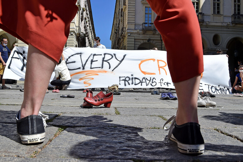 Fridays for Future movement for climate protection in Turin - RIPRODUZIONE RISERVATA