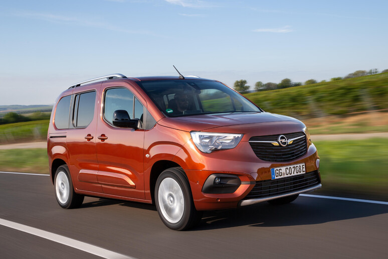 Opel Combo e-Life, praticità e comfort per tutti i giorni © ANSA/Opel