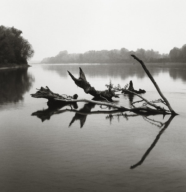 Il fiume Po negli scatti dell'inglese Michael Kenna © ANSA