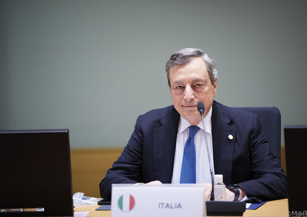 Il Presidente del Consiglio Mario Draghi in occasione dei lavori del Consiglio Ue © ANSA