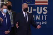 Ue-Usa, a Bruxelles von der Leyen e Michel accolgono Biden