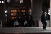 New York, polizia in assetto anti-sommossa irrompe alla Columbia per riprendere Hamilton Hall