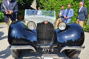 Bugatti, auto cabriolet del 1937, monta un motore V8 di 3257cc (ANSA)
