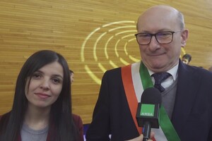 Gubbio, il sindaco Stirati all'Europarlamento: "Eccezionale portare i ceri fuori dall'Italia" (ANSA)