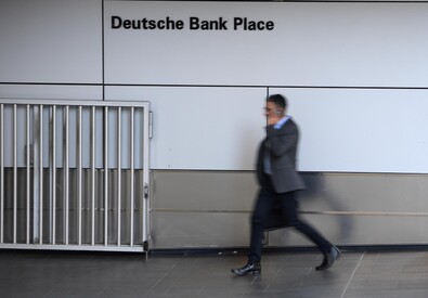 Un ufficio della Deutsche Bank (ANSA)