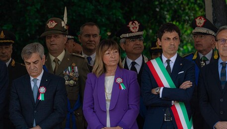 La presidente Tesei alla cerimonia di Perugia (ANSA)